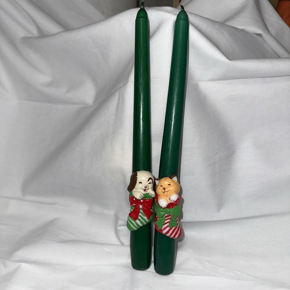 Vintage 80's Avon Christmas Tapper Green Candles w/‎ Dog and Cat 10" NOS